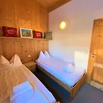 Chalet Exclusives An Der Skipiste +dampfbad +netflix Hohentauern