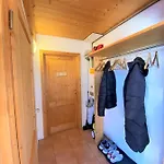 Chalet Exclusives An Der Skipiste +dampfbad +netflix