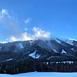 Exclusives An Der Skipiste +dampfbad +netflix Chalet *