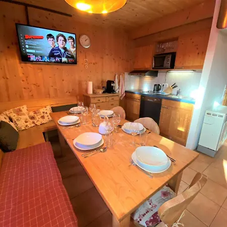 Alpesi faház Exclusives An Der Skipiste +dampfbad +netflix